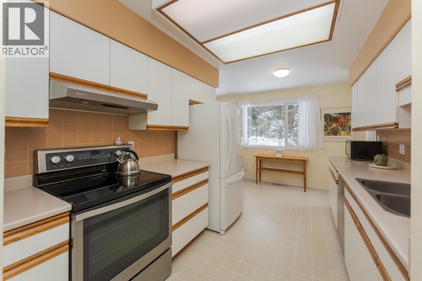 3655 RIVERVIEW ROAD - 5