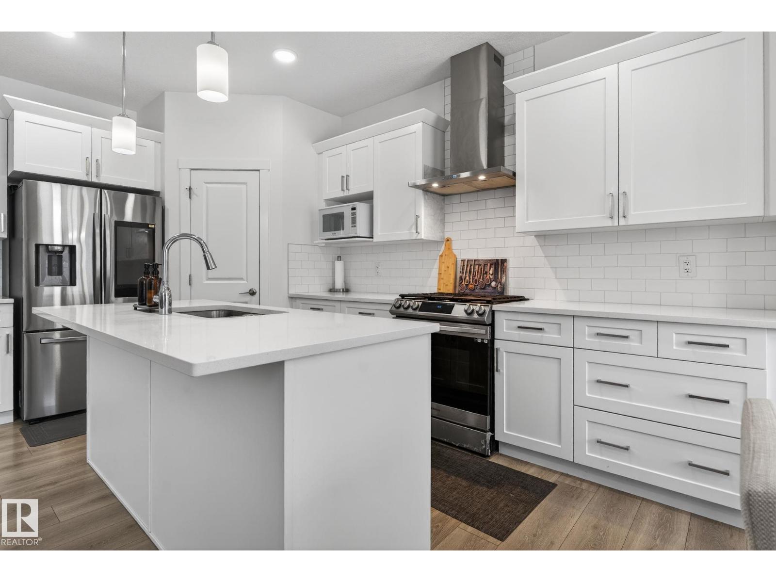 7344 177 AV NW, Edmonton