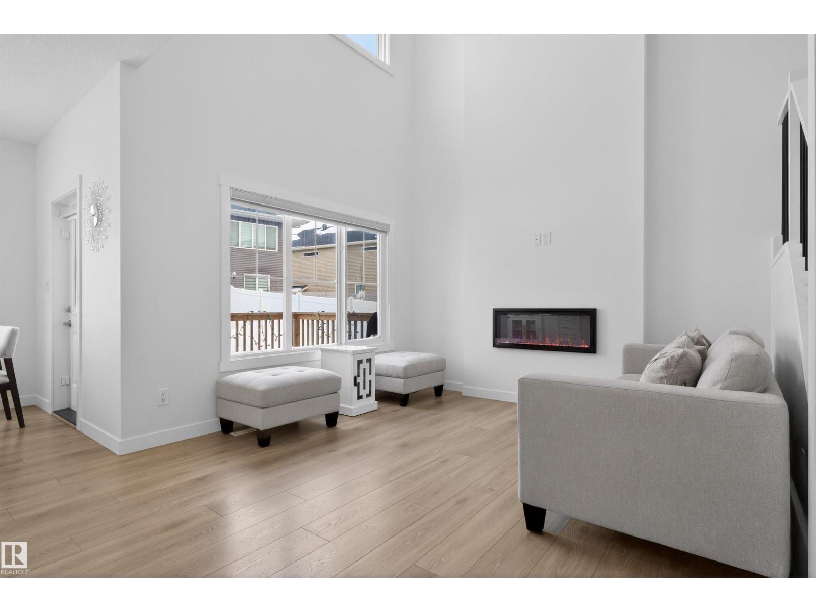 7344 177 AV NW, Edmonton