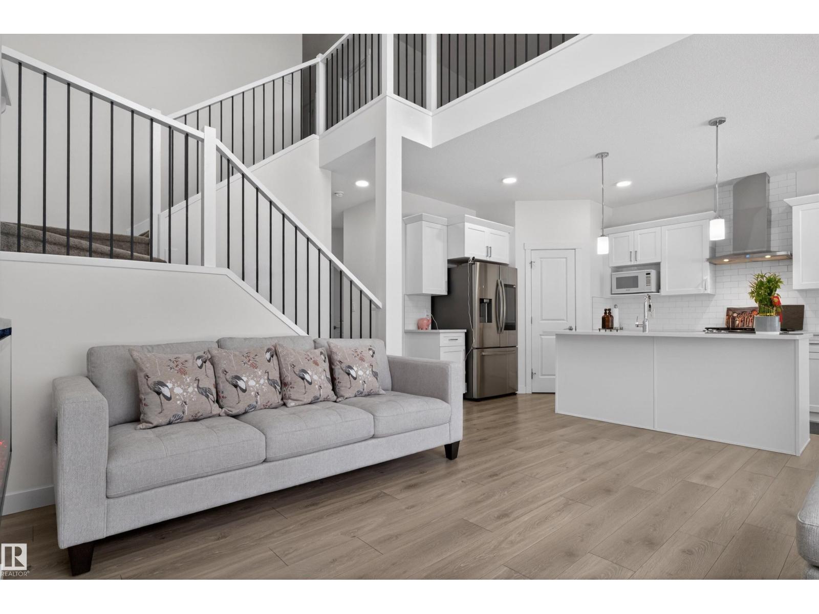 7344 177 AV NW, Edmonton