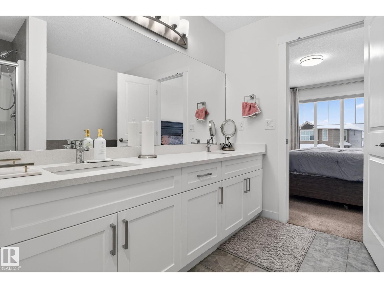 7344 177 AV NW, Edmonton