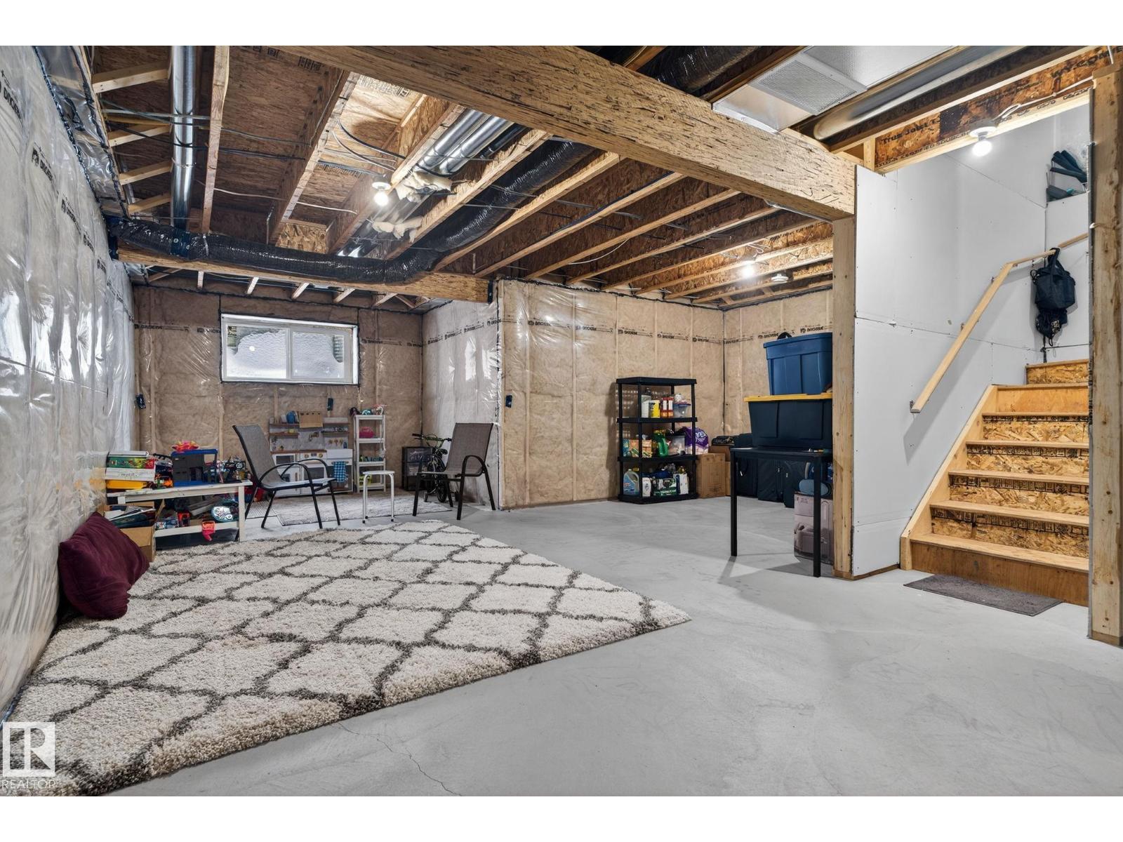 7344 177 AV NW, Edmonton