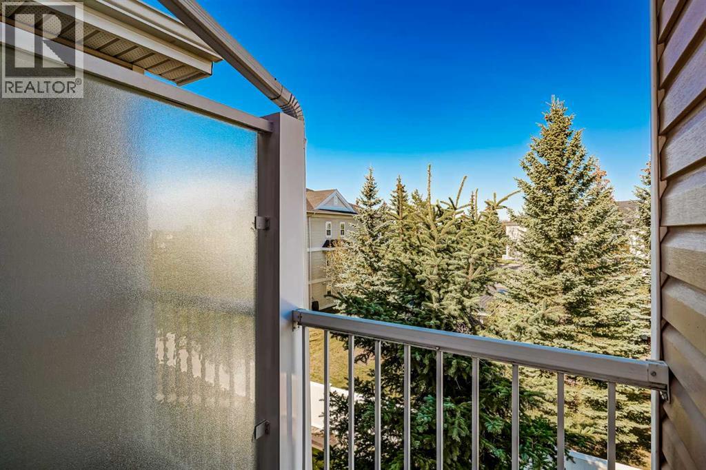 Single Family House for Sale in  Chaparral Ridge Park SE Chaparral Calgary 