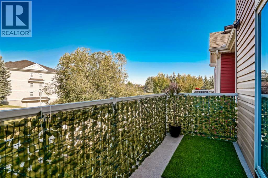 10 Chaparral Ridge Park SE, Calgary, Alberta