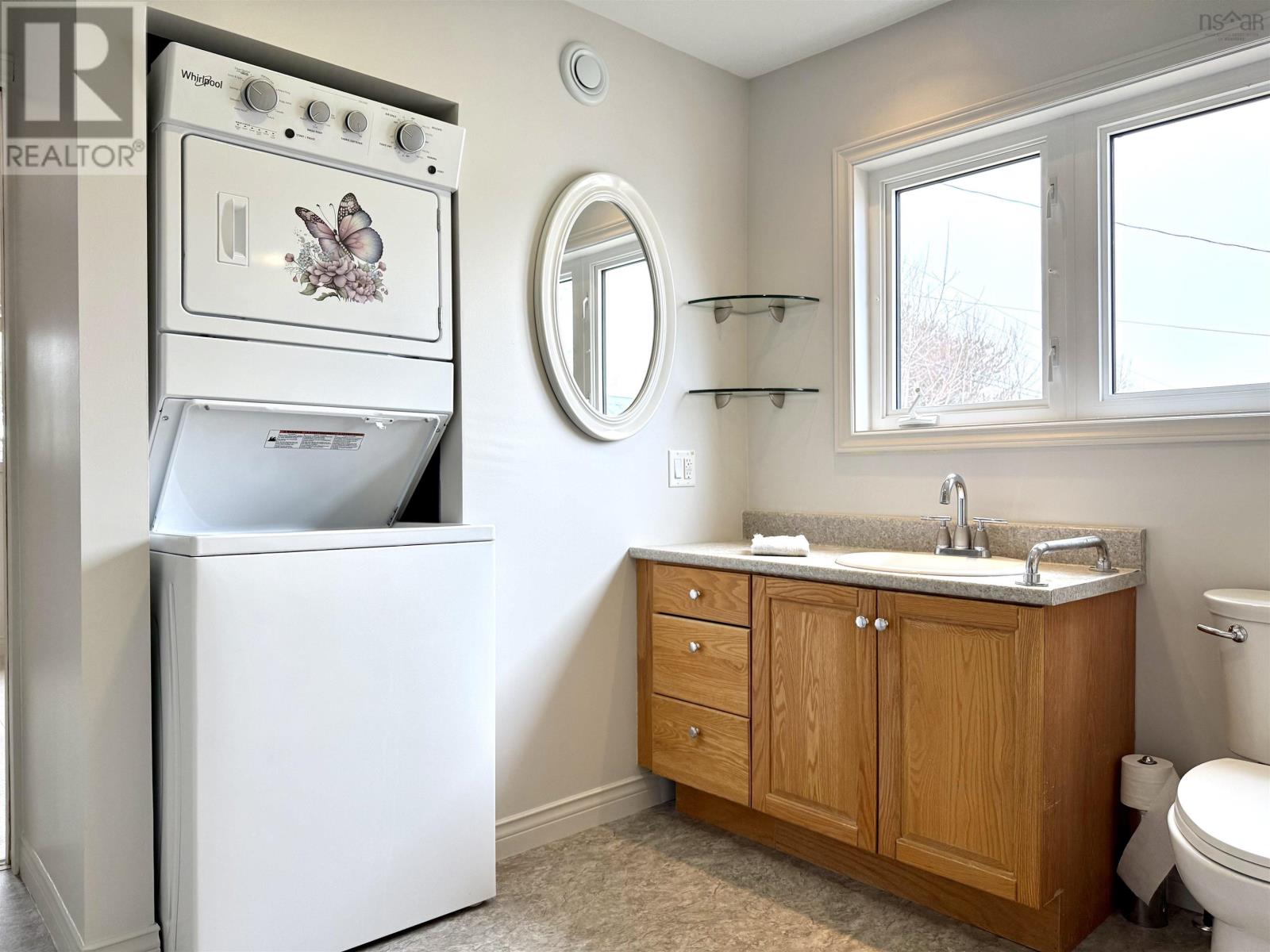 Property 21 of 49 of 8 Standish Street