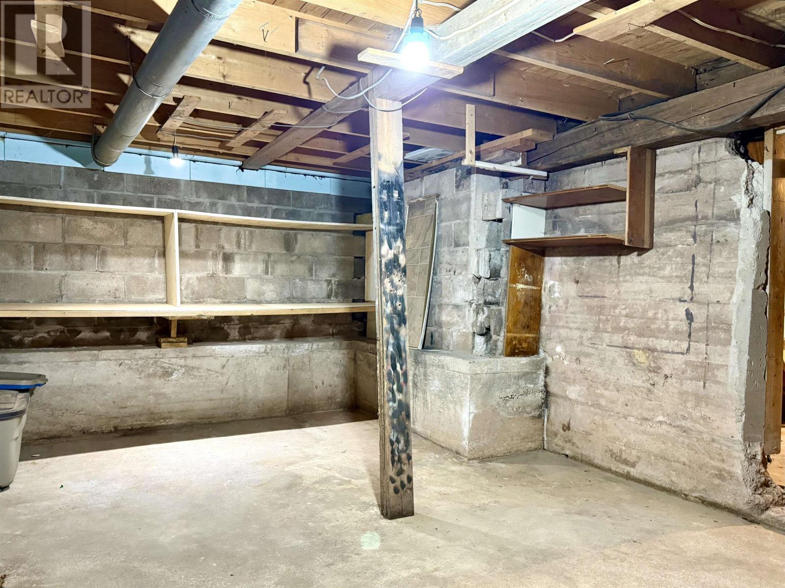 Property 10 of 49 of 8 Standish Street