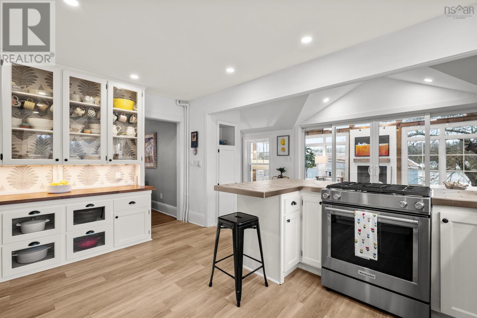 Property 41 of 49 of 103 Granite Street