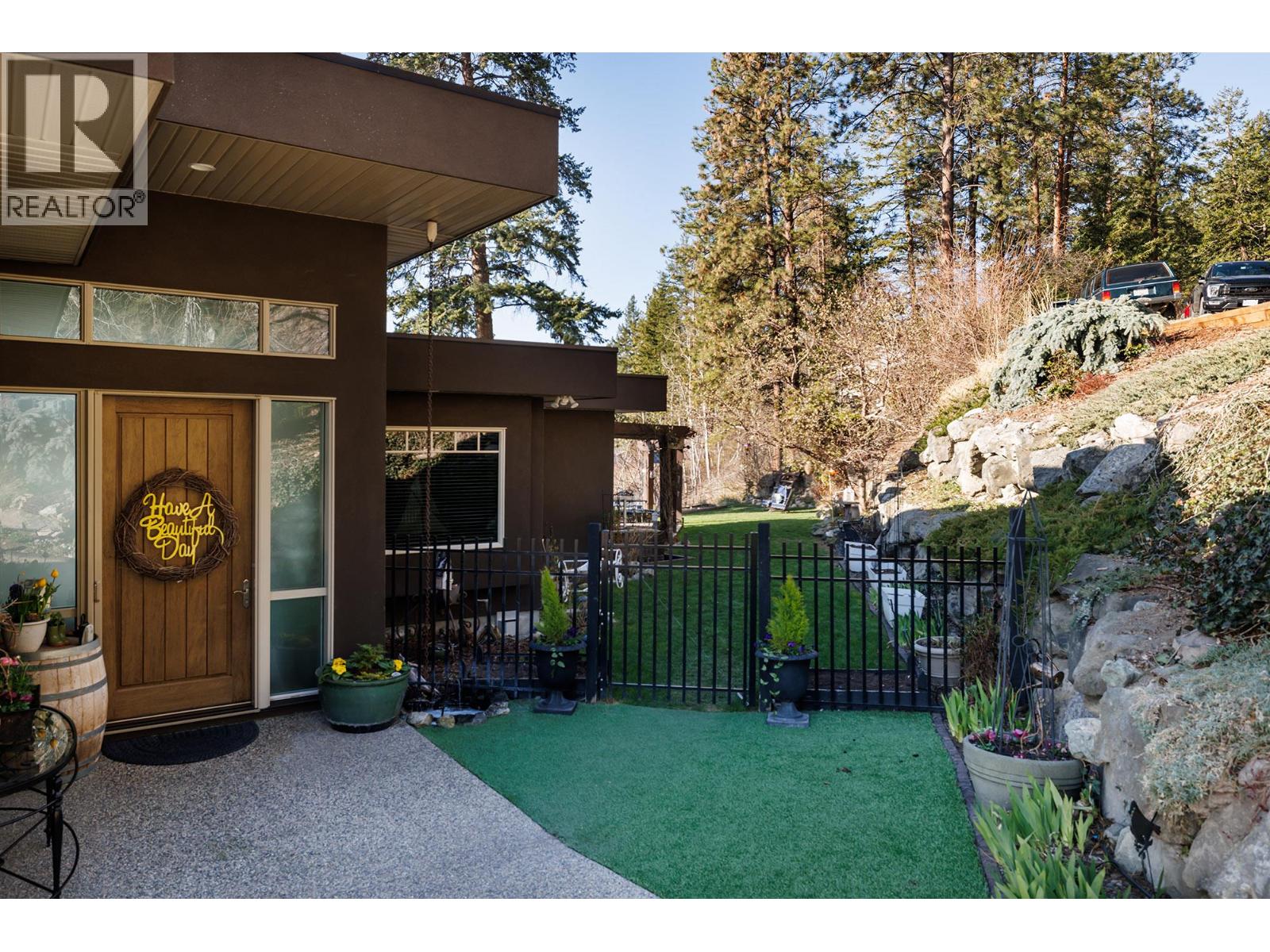 5987 Meldrum Place, Peachland