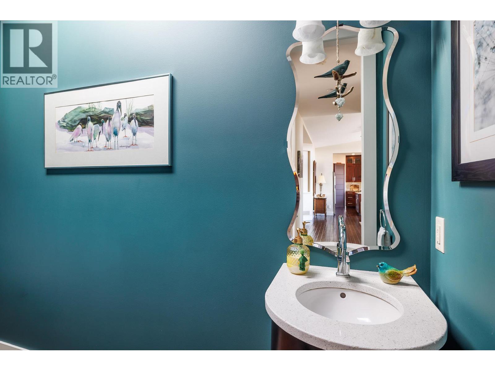 5987 Meldrum Place, Peachland