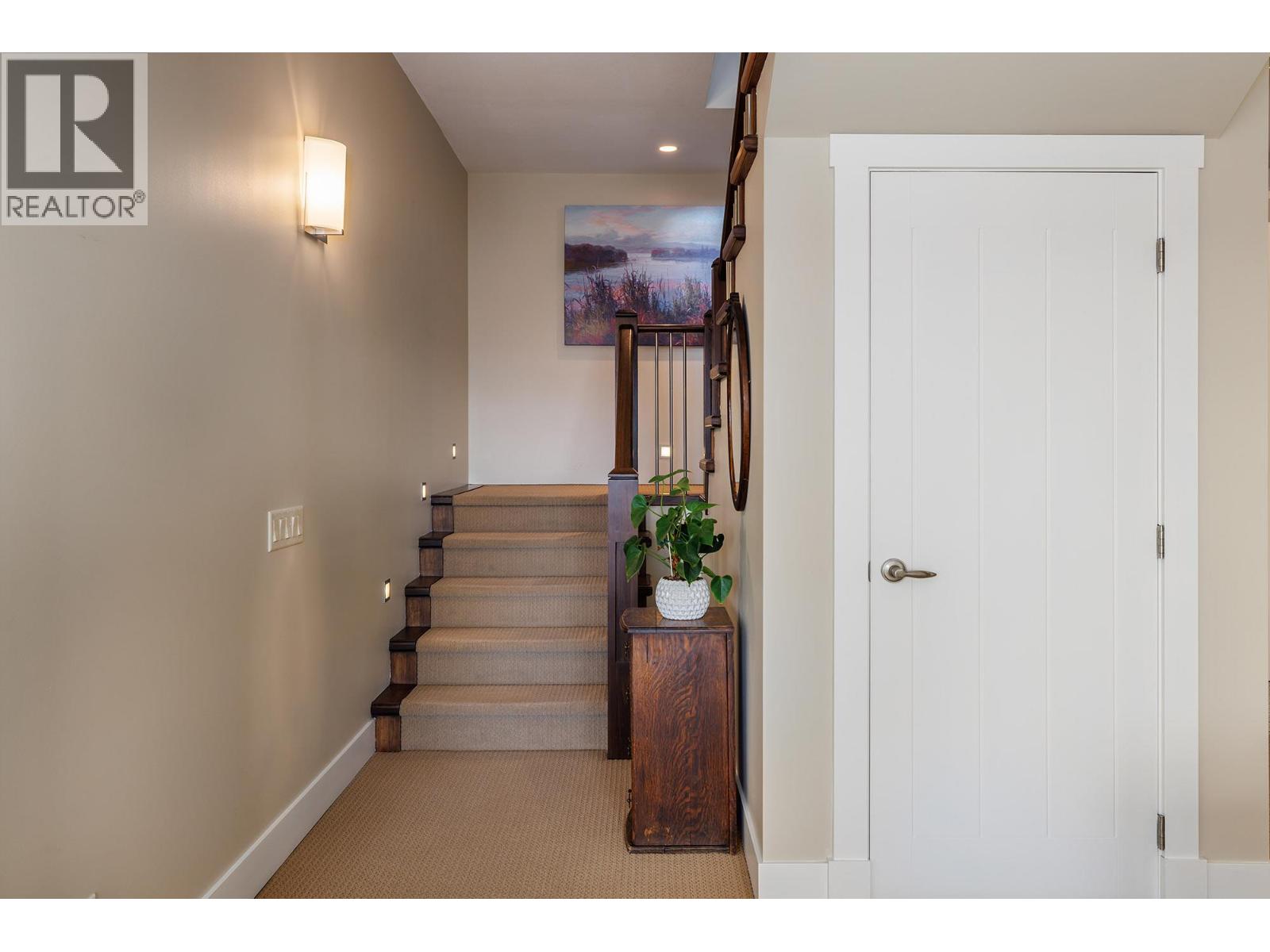 5987 Meldrum Place, Peachland