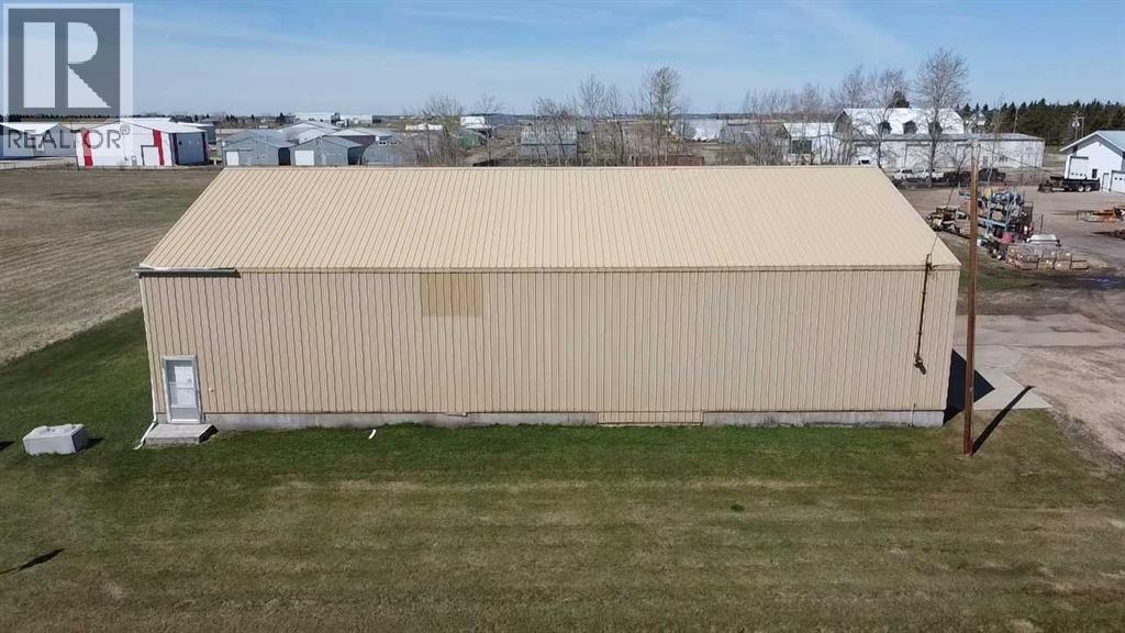 6001 40 Avenue, Wetaskiwin — photo 11