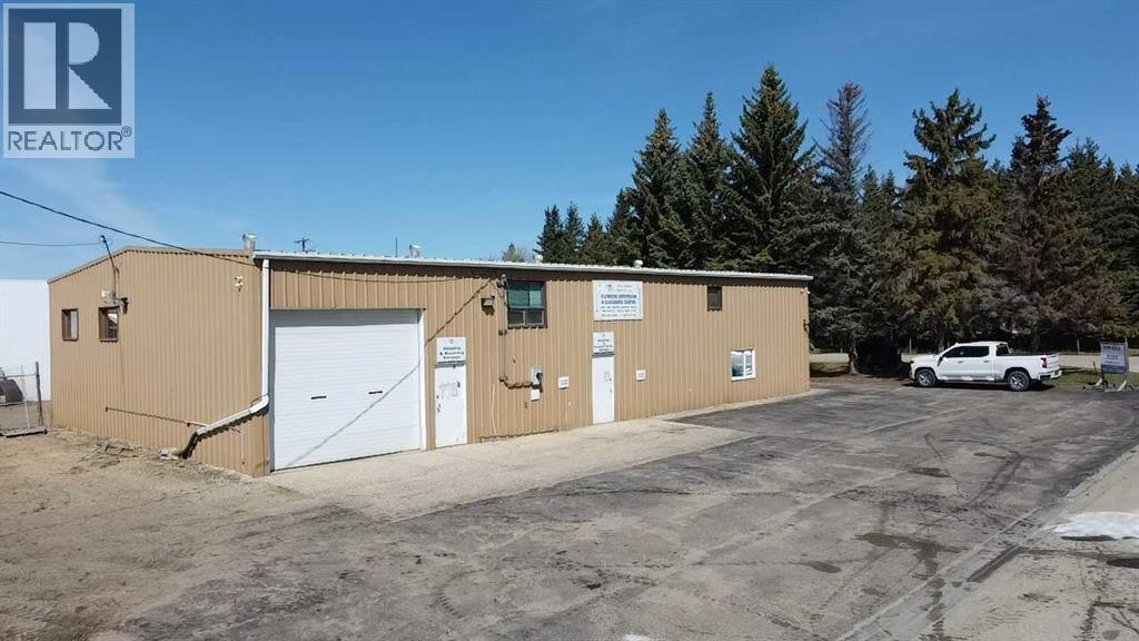 6001 40 Avenue, Wetaskiwin — photo 3