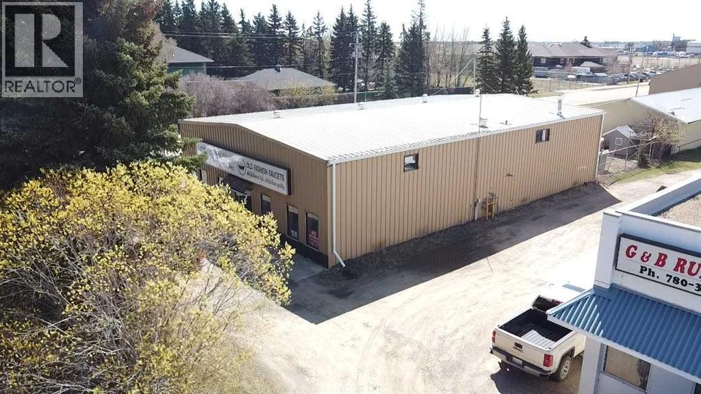 6001 40 Avenue, Wetaskiwin — photo 5