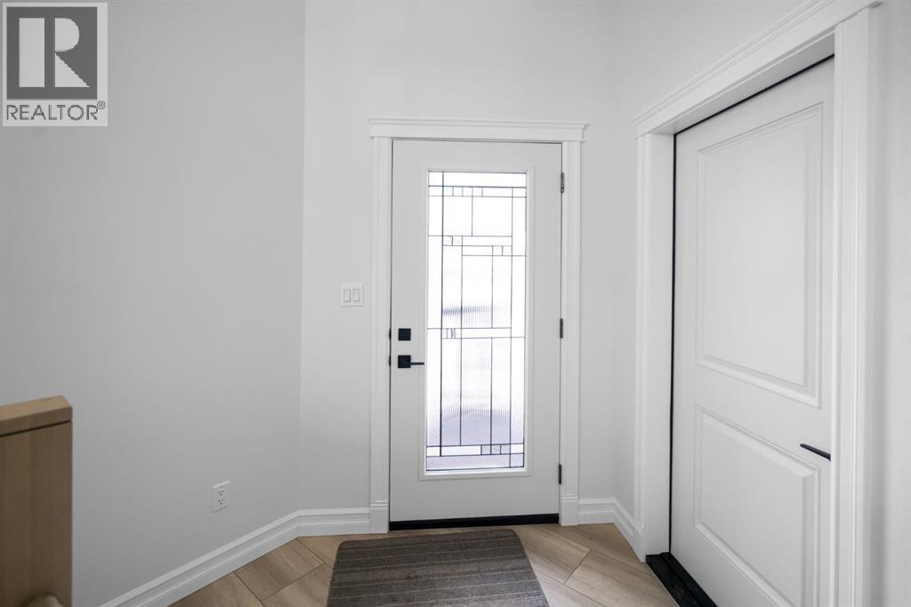 Single Family House Bi-level for Sale in   Avenue Victoria Park Camrose 