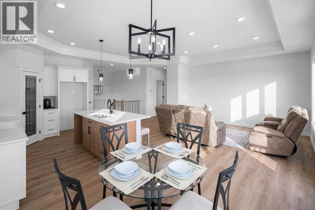 Single Family House Bi-level for Sale in   Avenue Victoria Park Camrose 