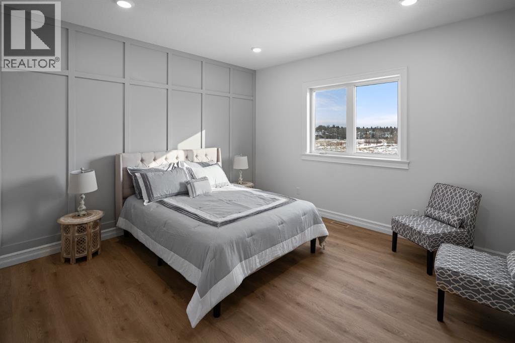 Single Family House Bi-level for Sale in   Avenue Victoria Park Camrose 