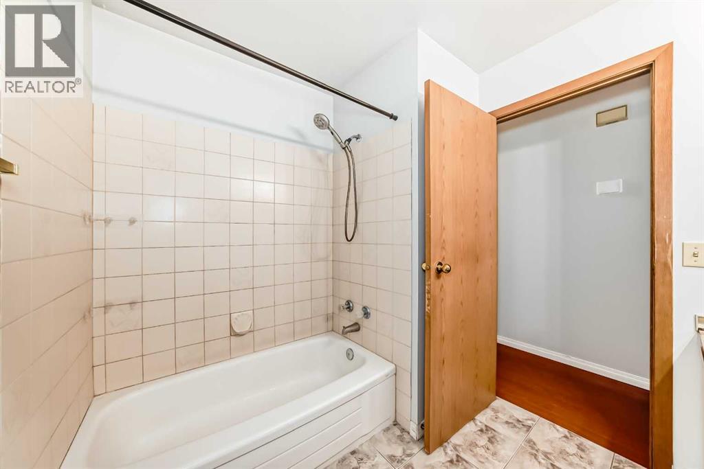 Single Family House Bungalow for Sale in  A Street NE Mayland Heights Calgary 