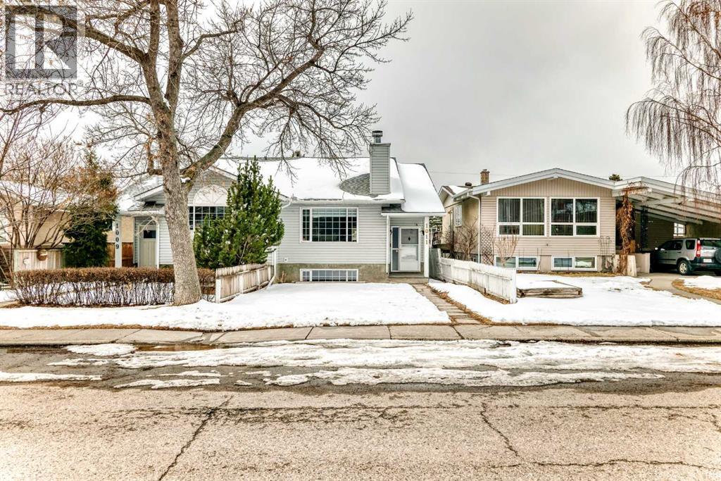 Single Family House Bungalow for Sale in  A Street NE Mayland Heights Calgary 