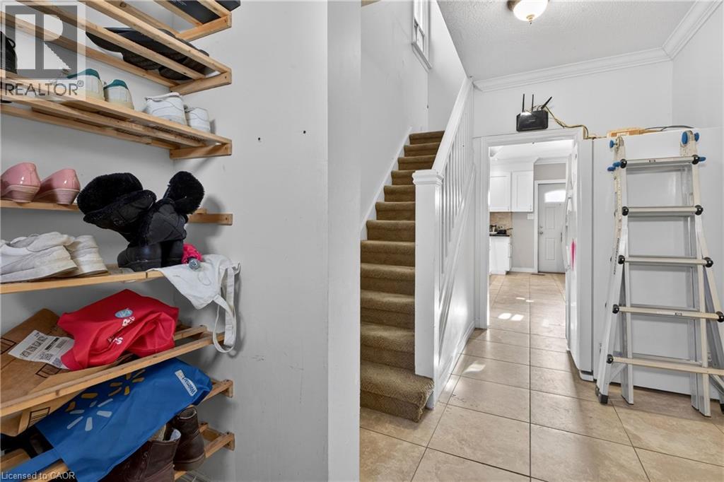 91 ROYAL AVENUE - 5