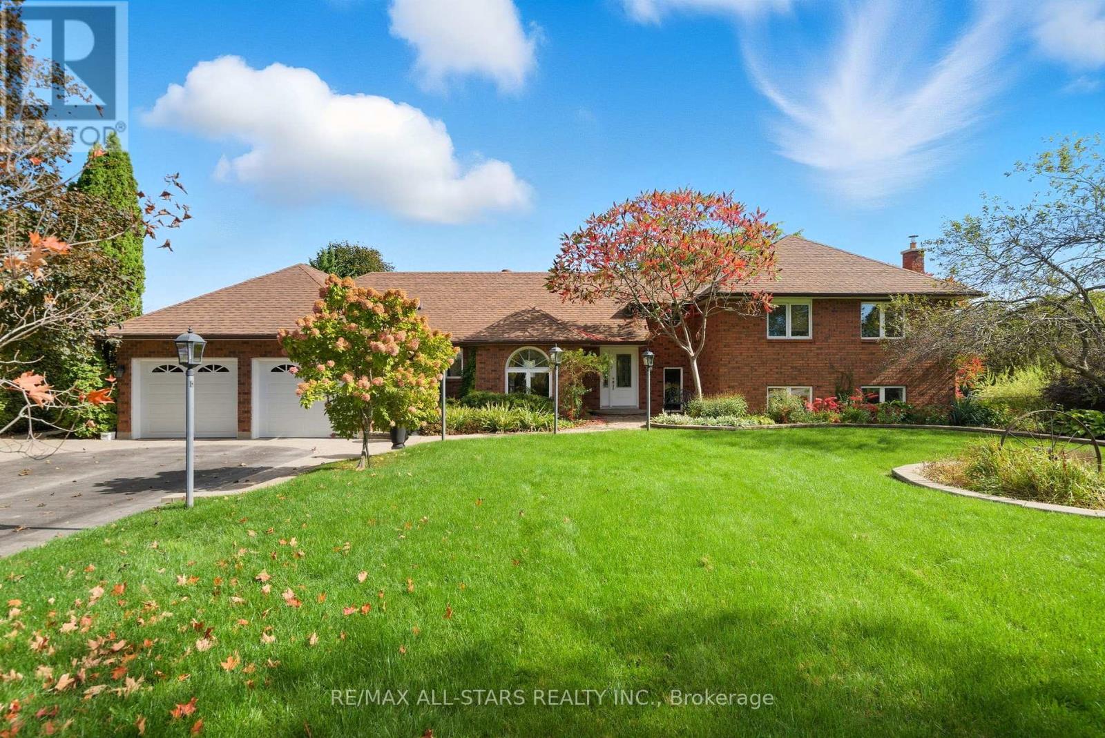 242 STEPHENSON POINT ROAD