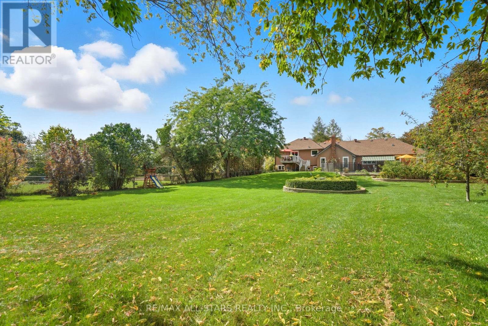 242 STEPHENSON POINT ROAD — photo 41
