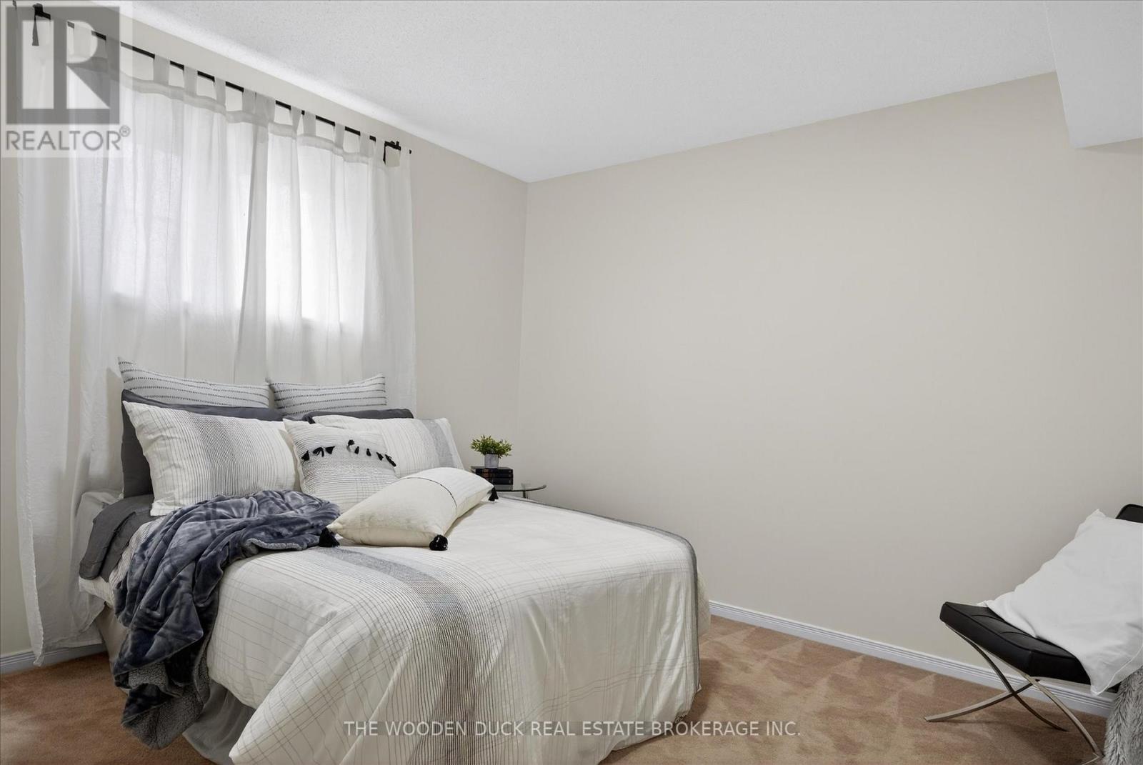 204 EVANS DRIVE,Peterborough (Northcrest Ward 5),,