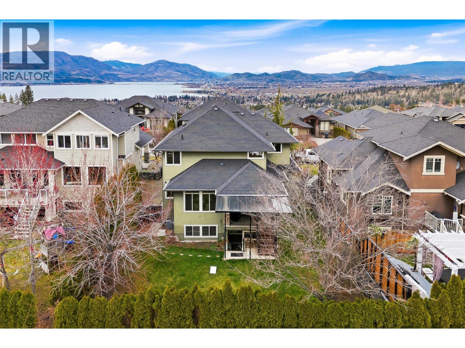 647 Peridot Place, Kelowna