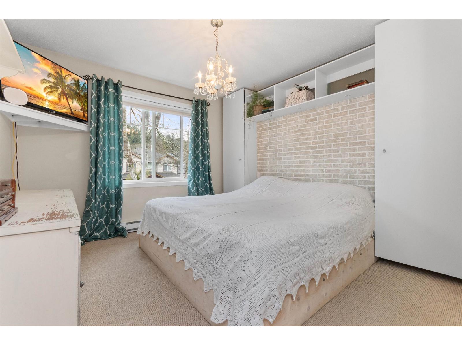 33 4401 BLAUSON BOULEVARD, Abbotsford