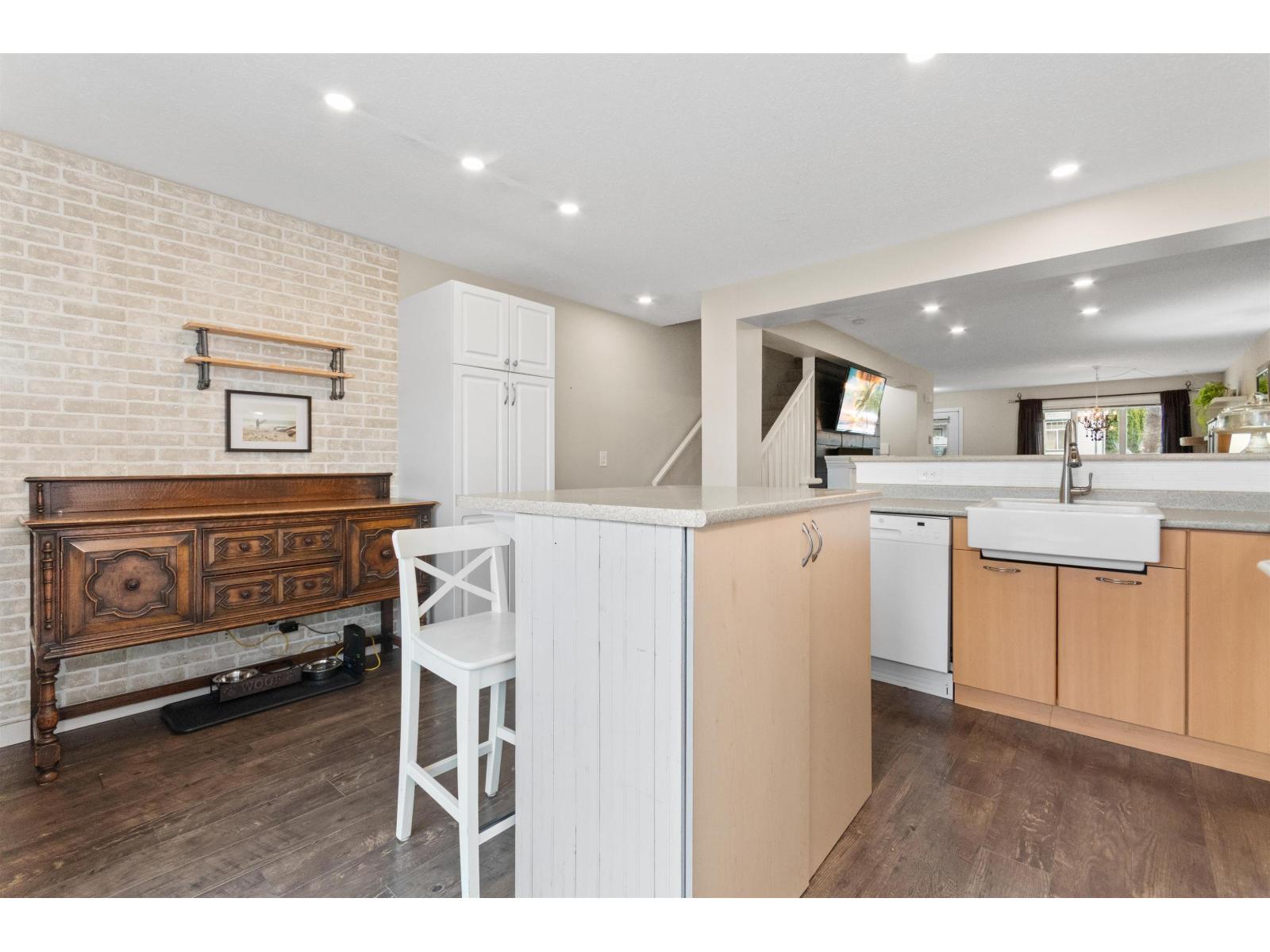 33 4401 BLAUSON BOULEVARD, Abbotsford