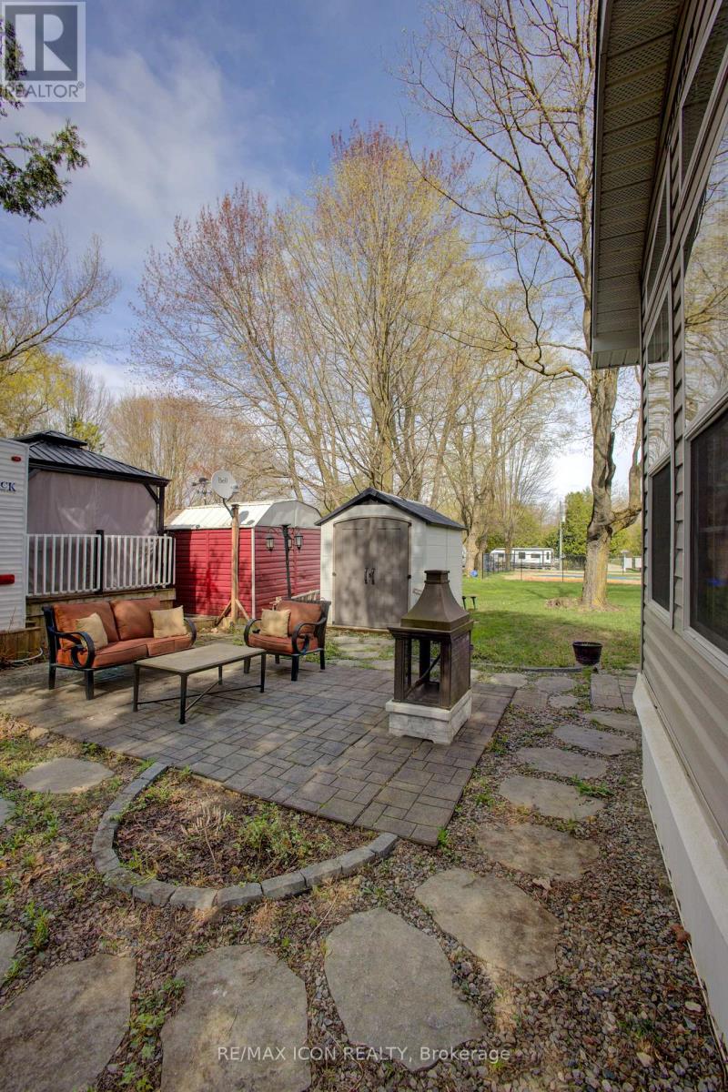 7489 SIDEROAD 5 E - 6
