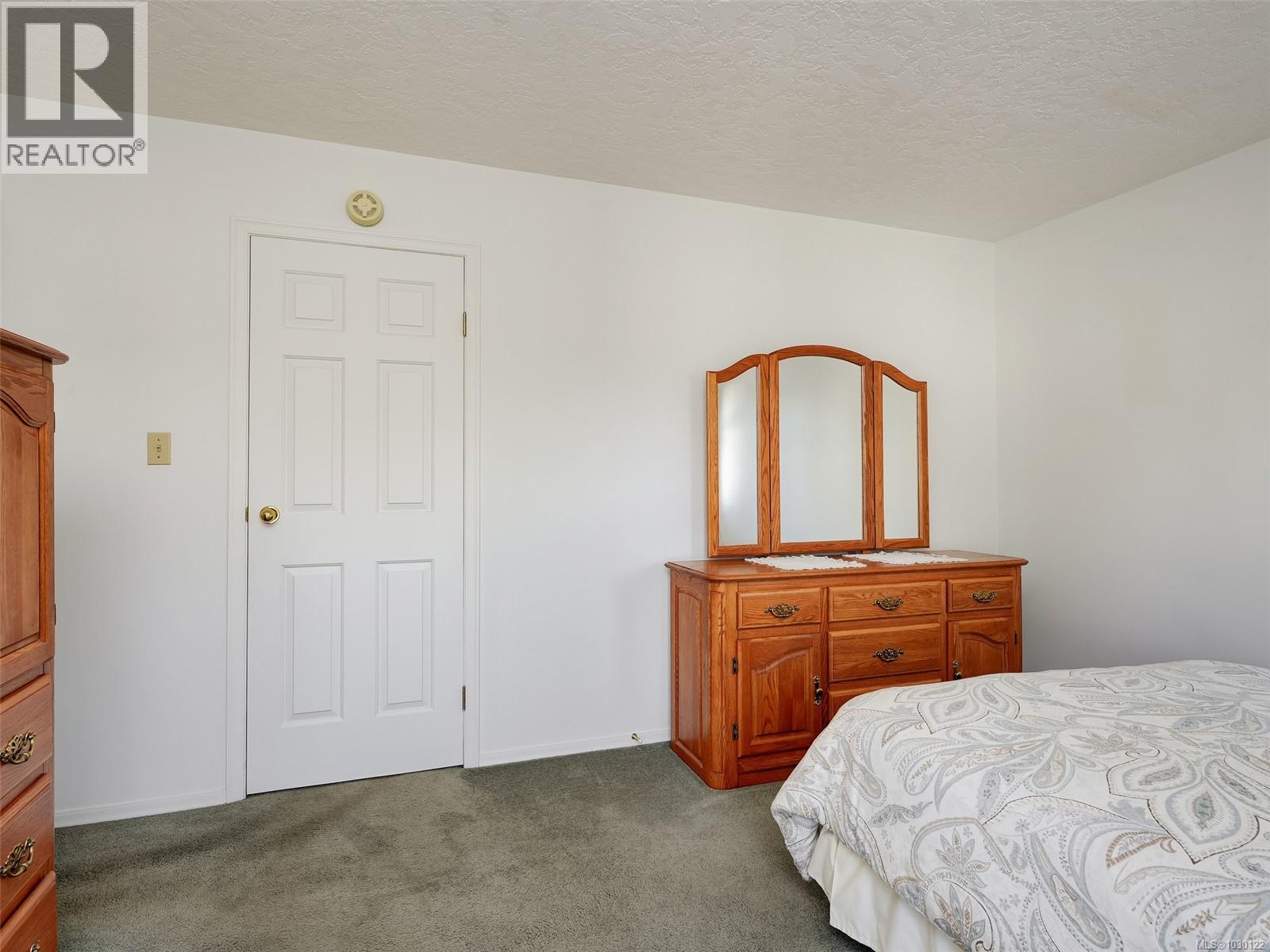 3250 Sedgwick Dr, Colwood