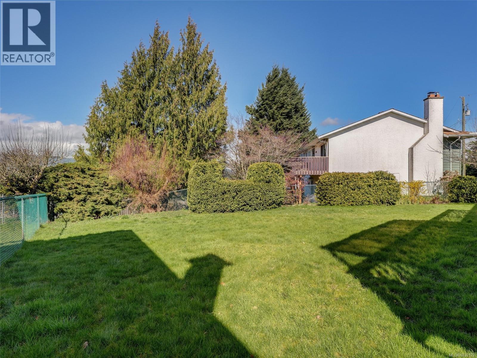 3250 Sedgwick Dr, Colwood