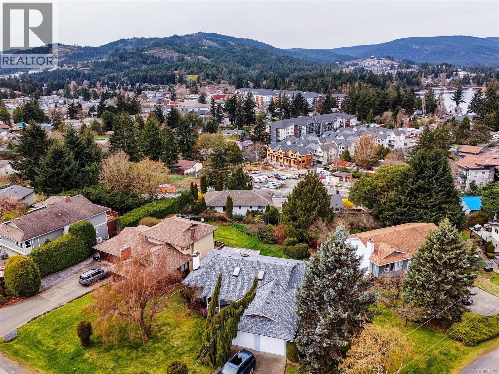 3250 Sedgwick Dr, Colwood