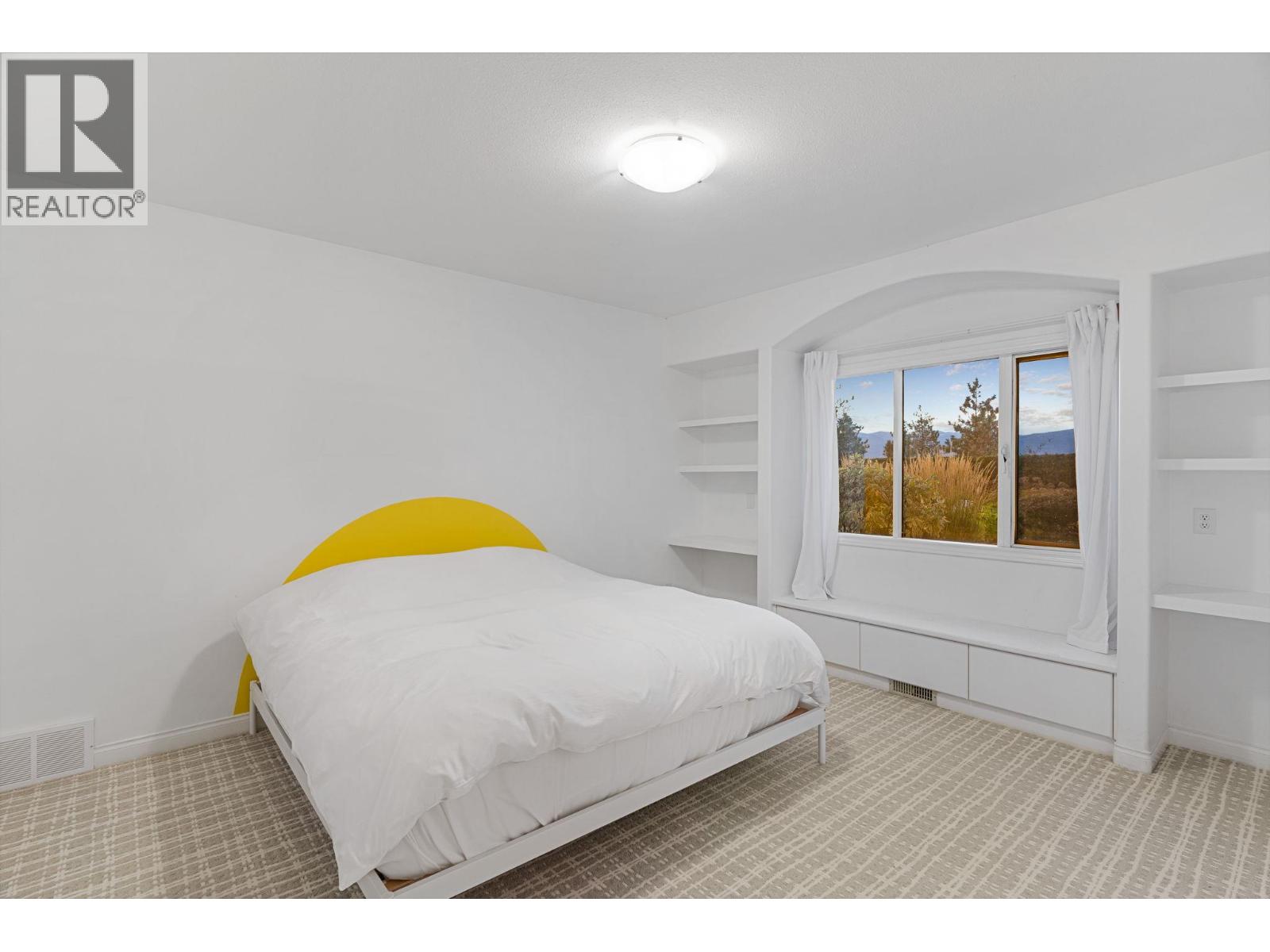 2270 Grantham Road, Kelowna