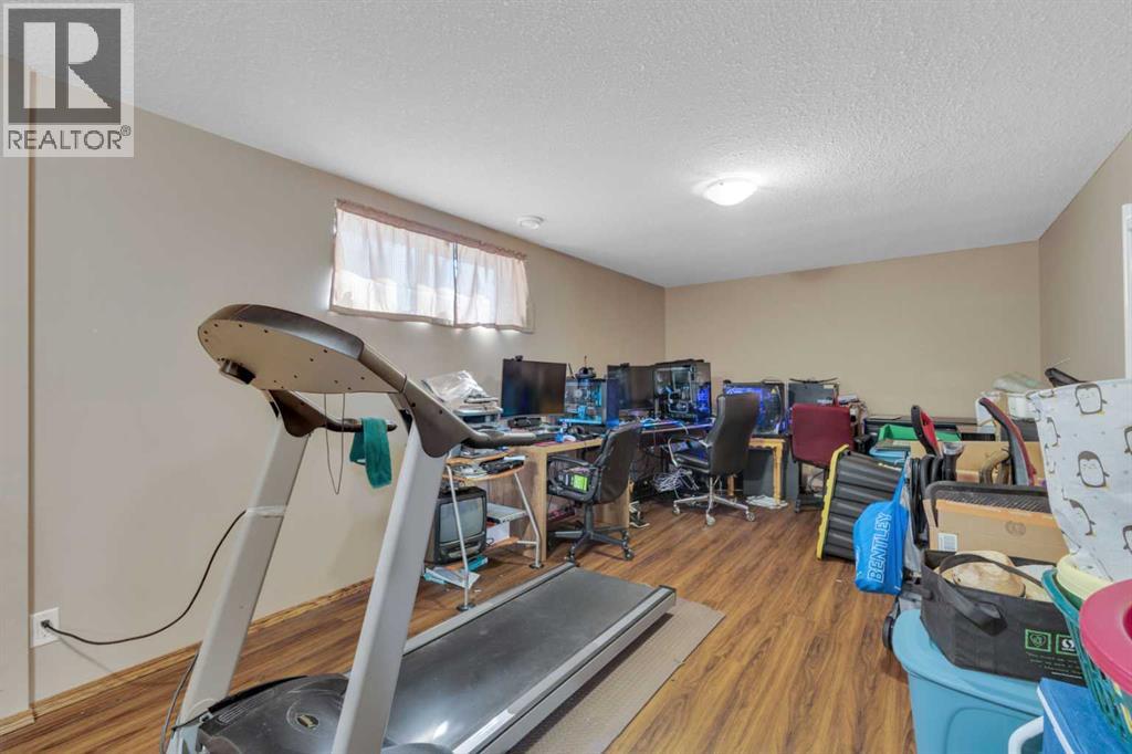 14 Crossley Street, Red Deer