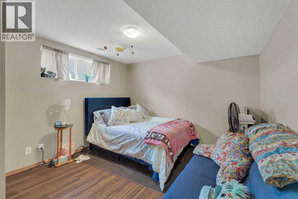 14 Crossley Street, Red Deer