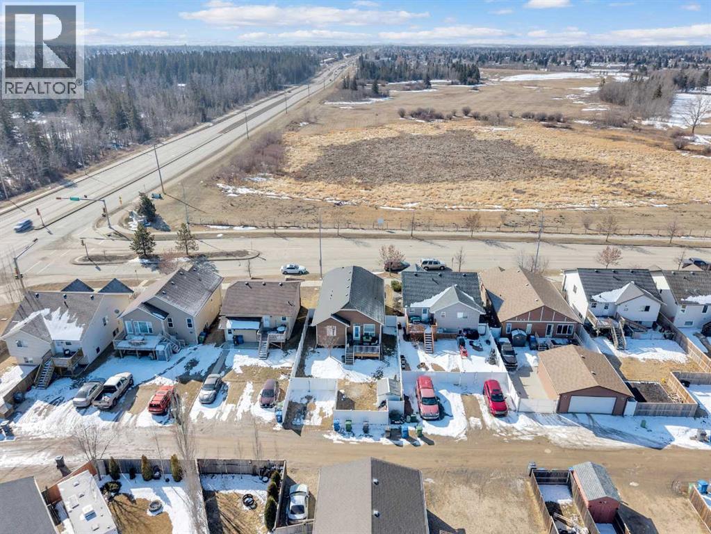 14 Crossley Street, Red Deer