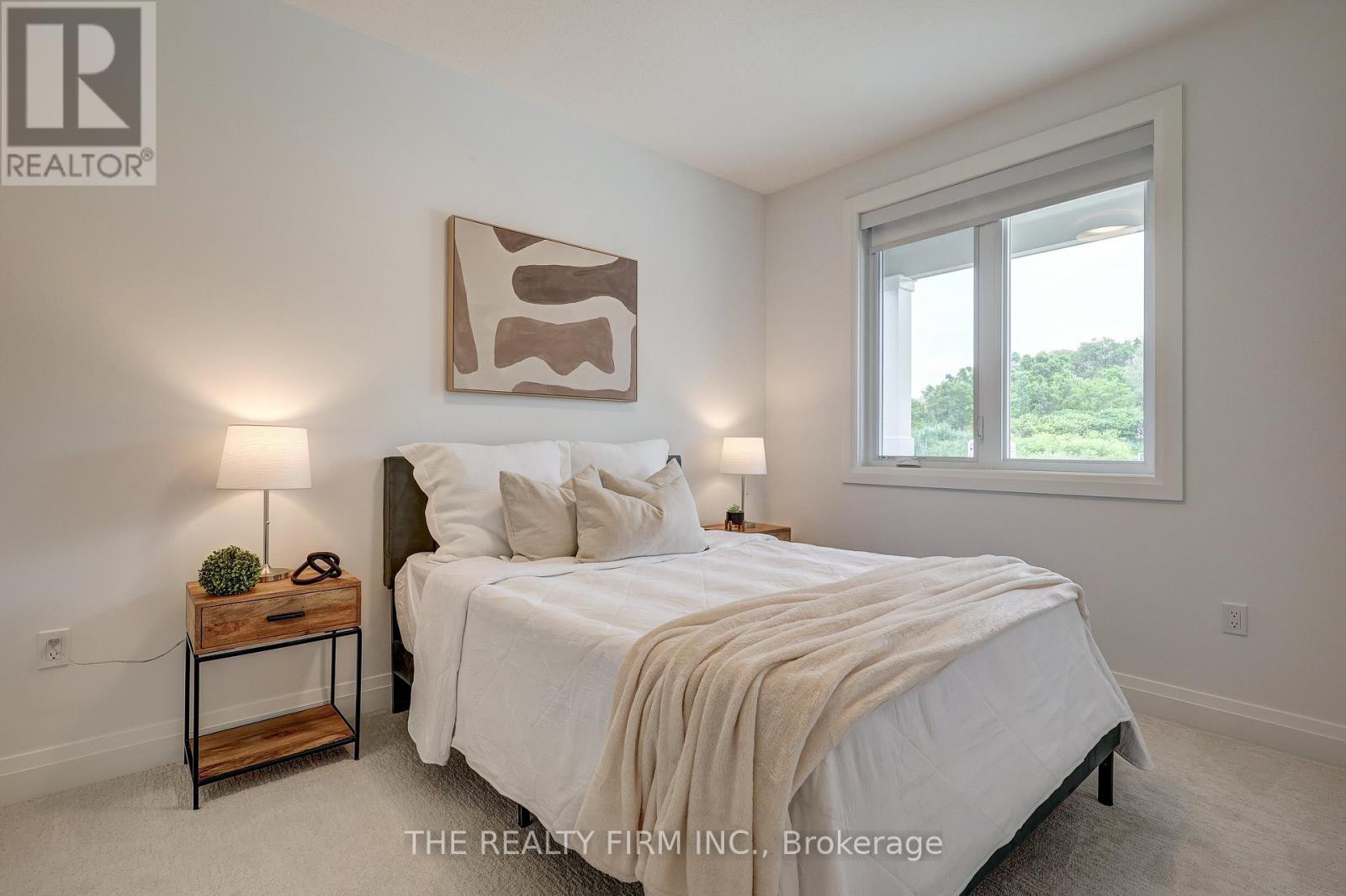 #18 85 FOREST STREET - 14