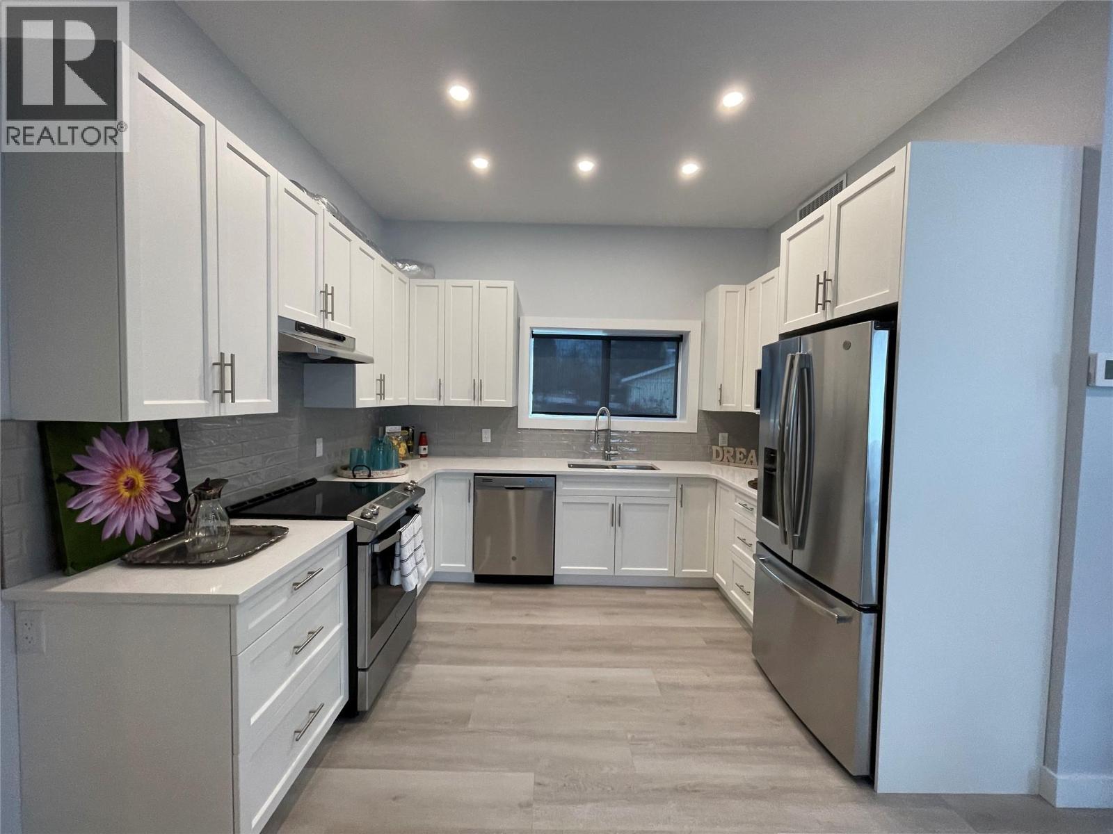  516 Hody Drive, Okanagan Falls