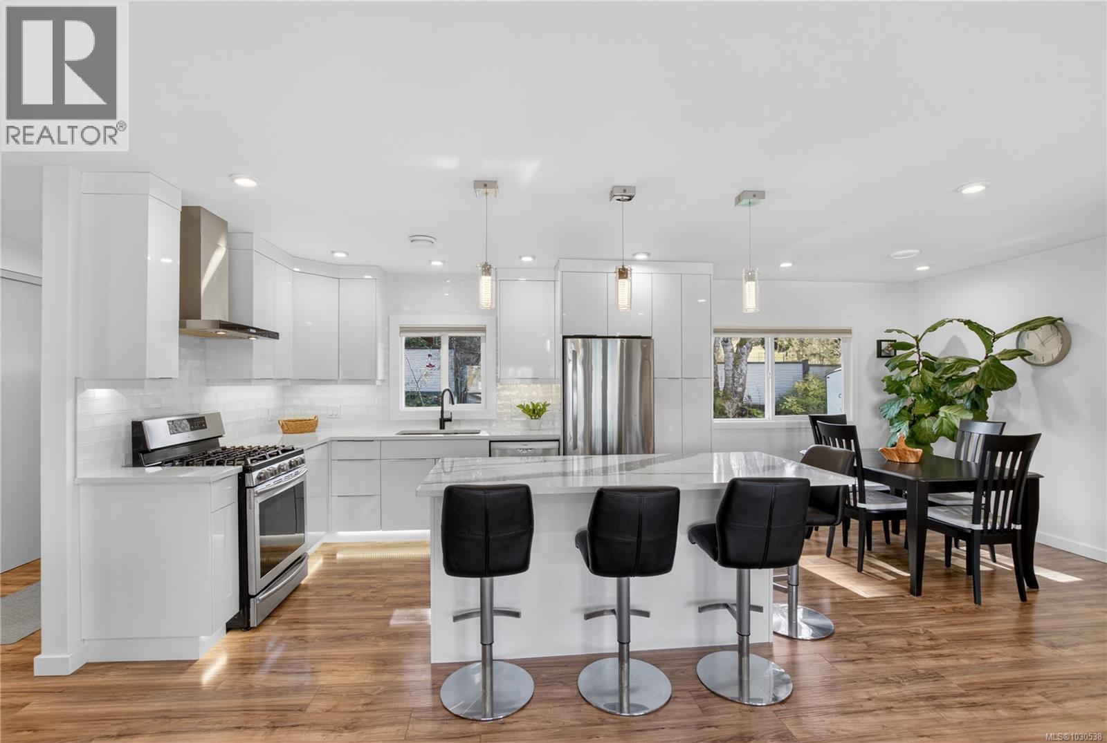 1655 Maple Bay Rd, Duncan