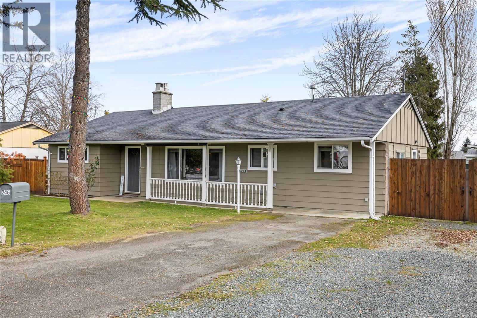 246 Cedar St, Parksville