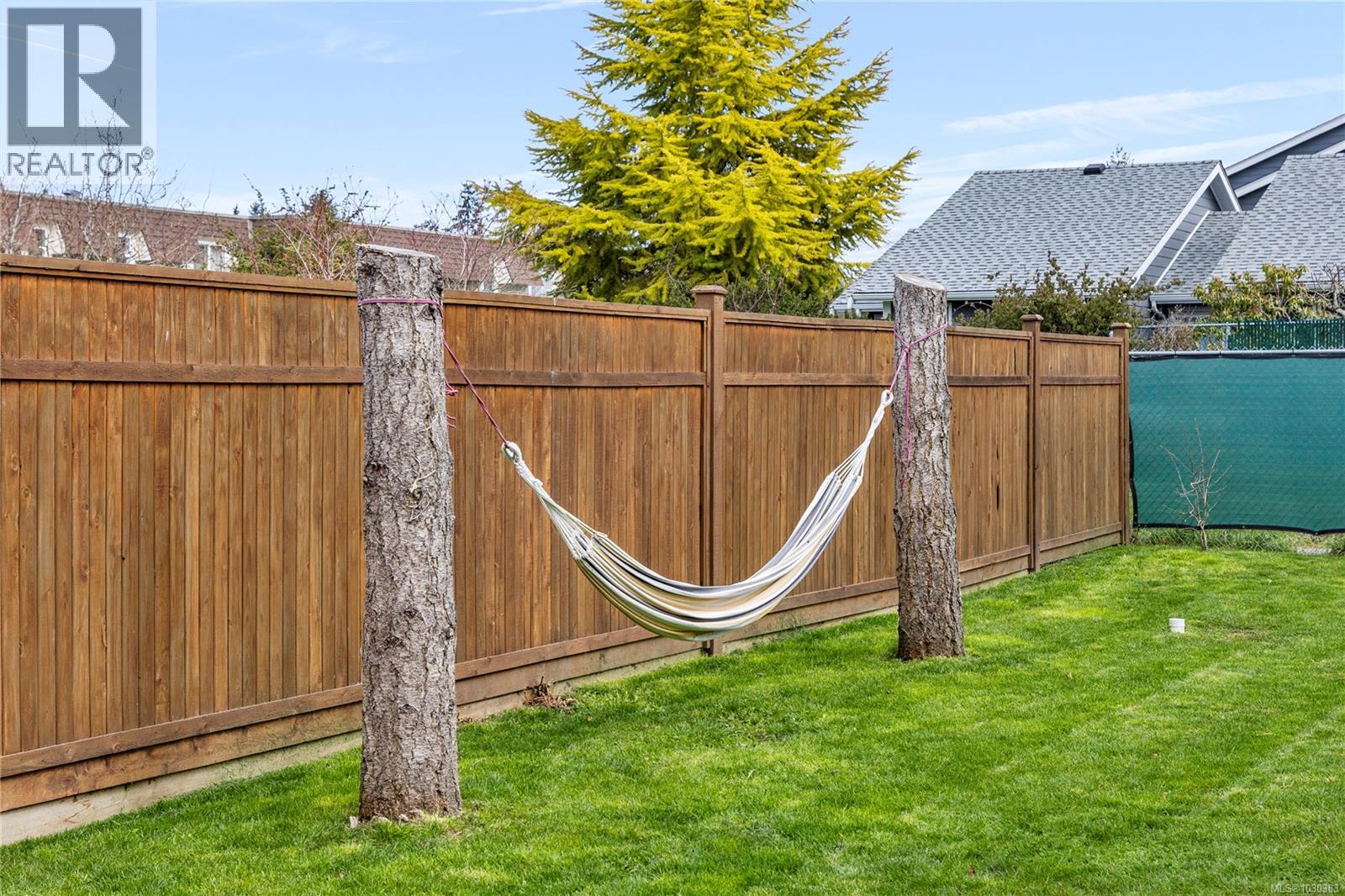 246 Cedar St, Parksville