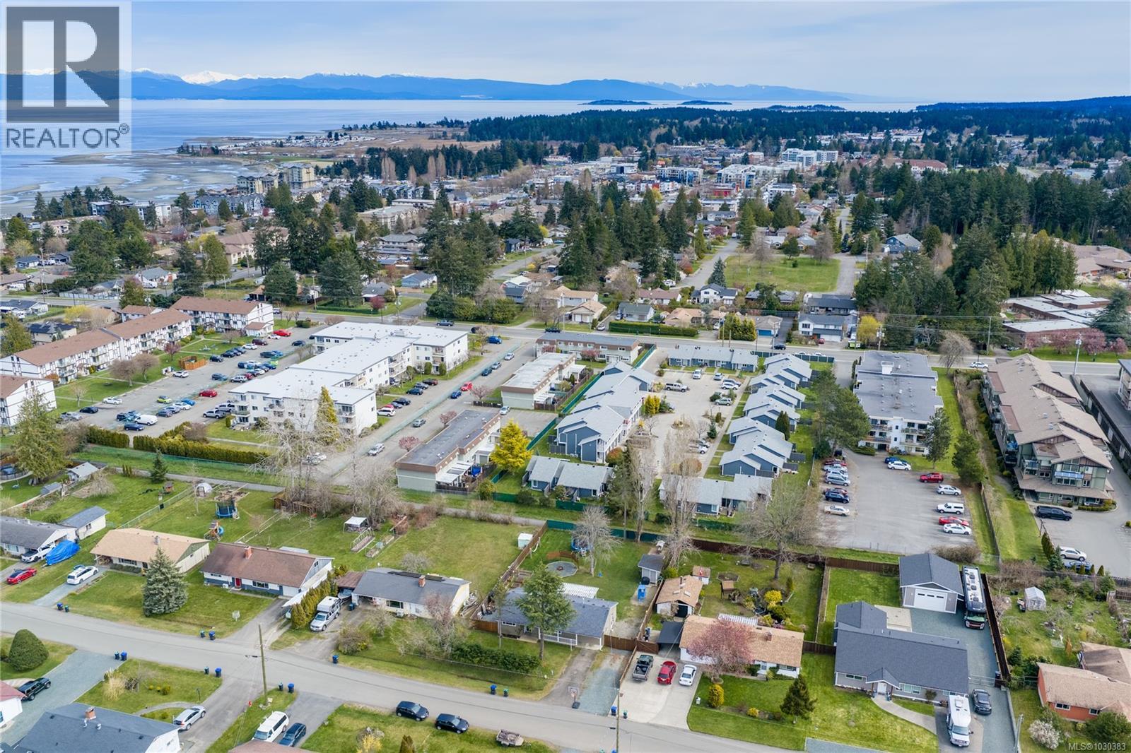 246 Cedar St, Parksville