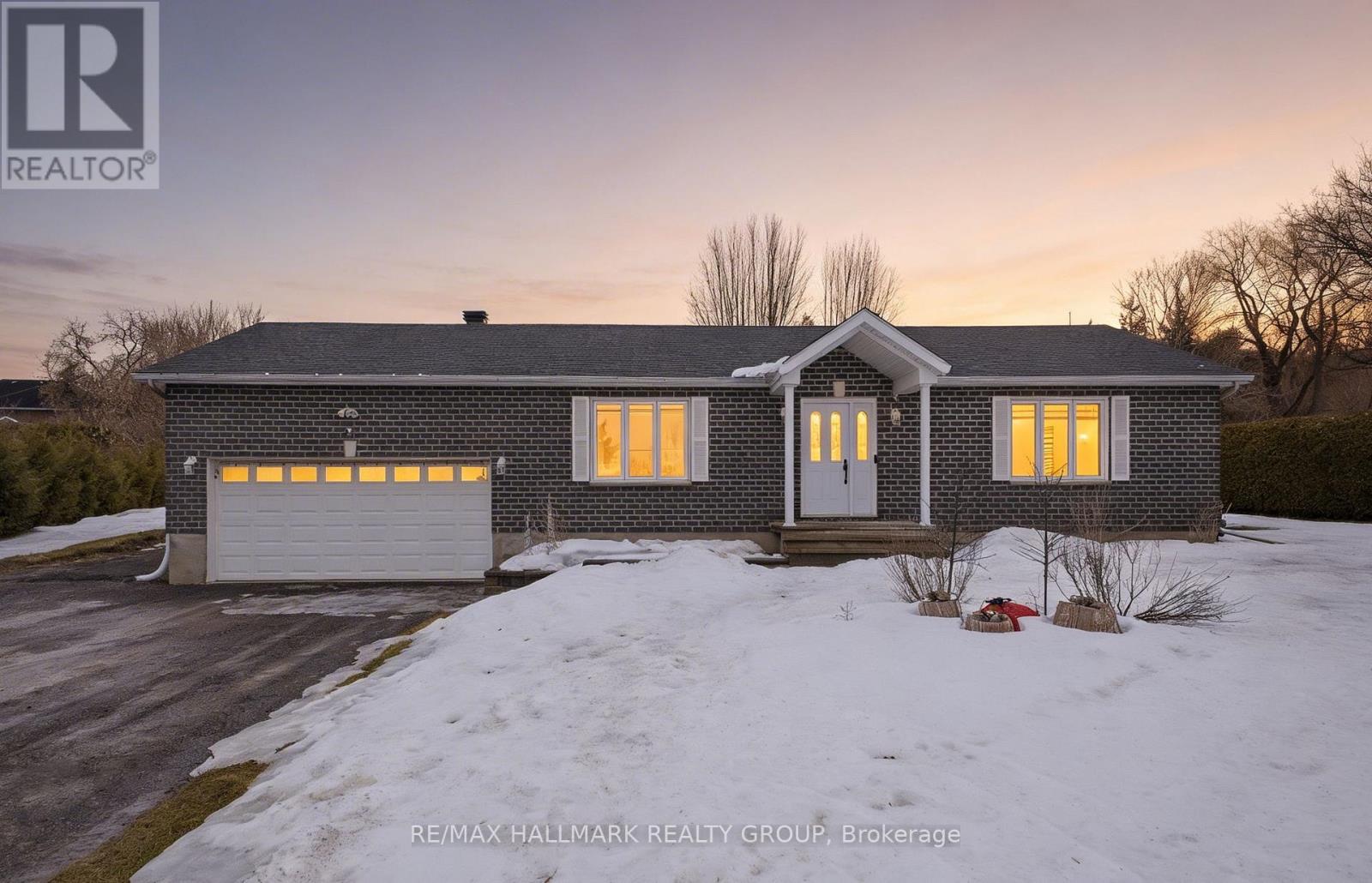 2740 LOCKWOOD LANE - 1