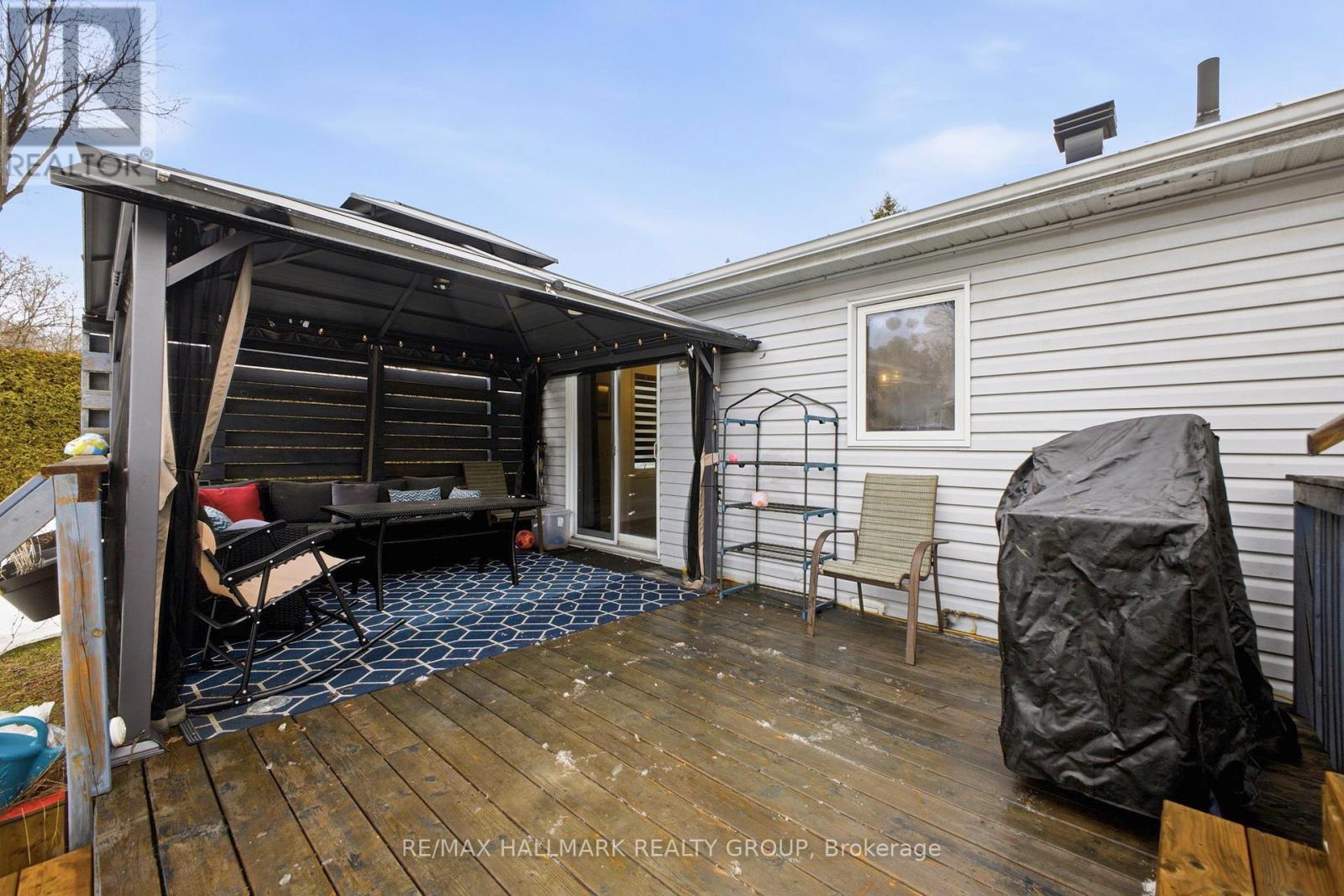 2740 LOCKWOOD LANE - 38