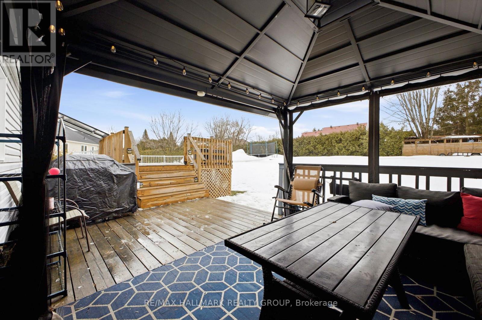 2740 LOCKWOOD LANE - 39