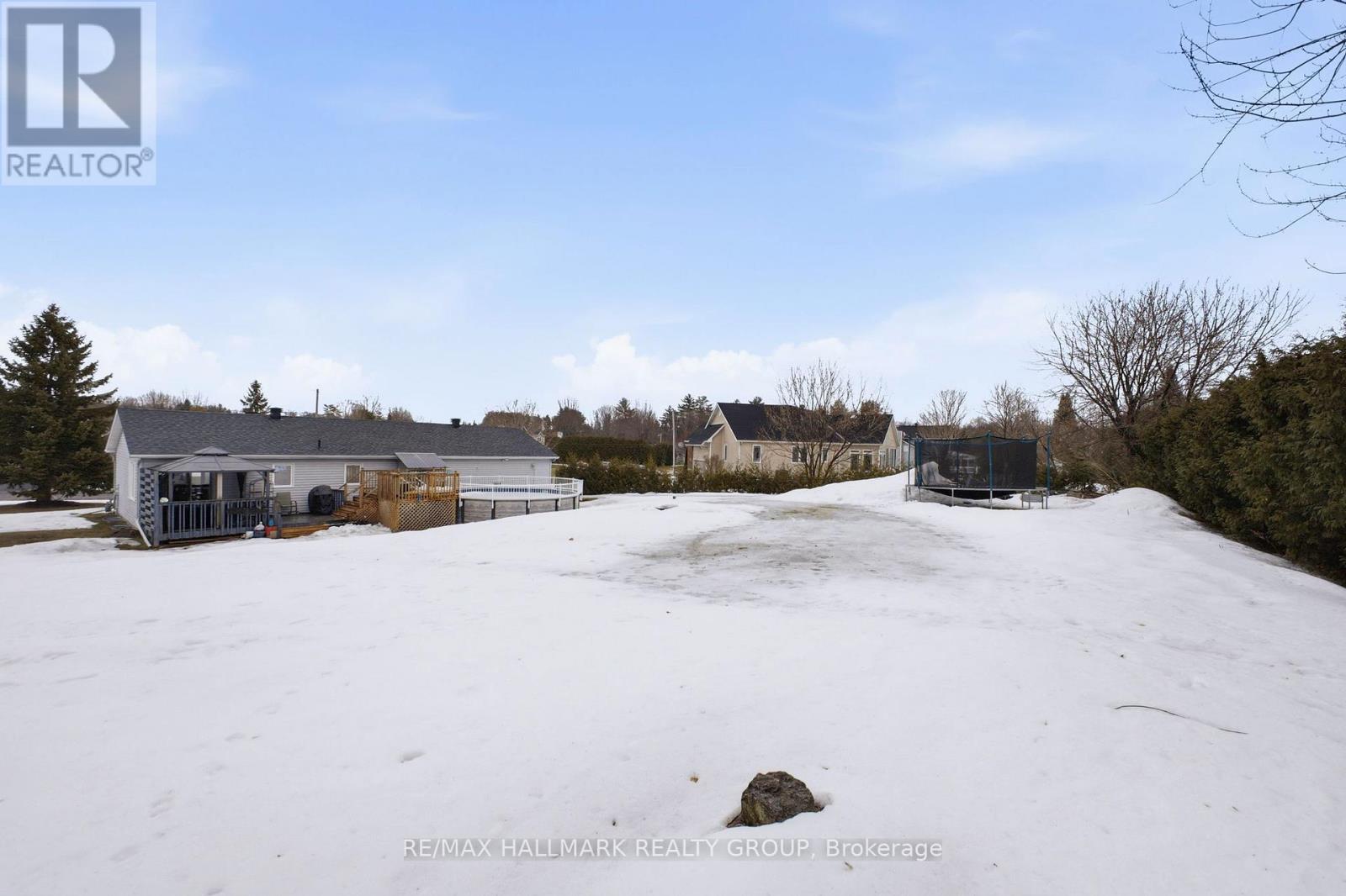 2740 LOCKWOOD LANE - 42