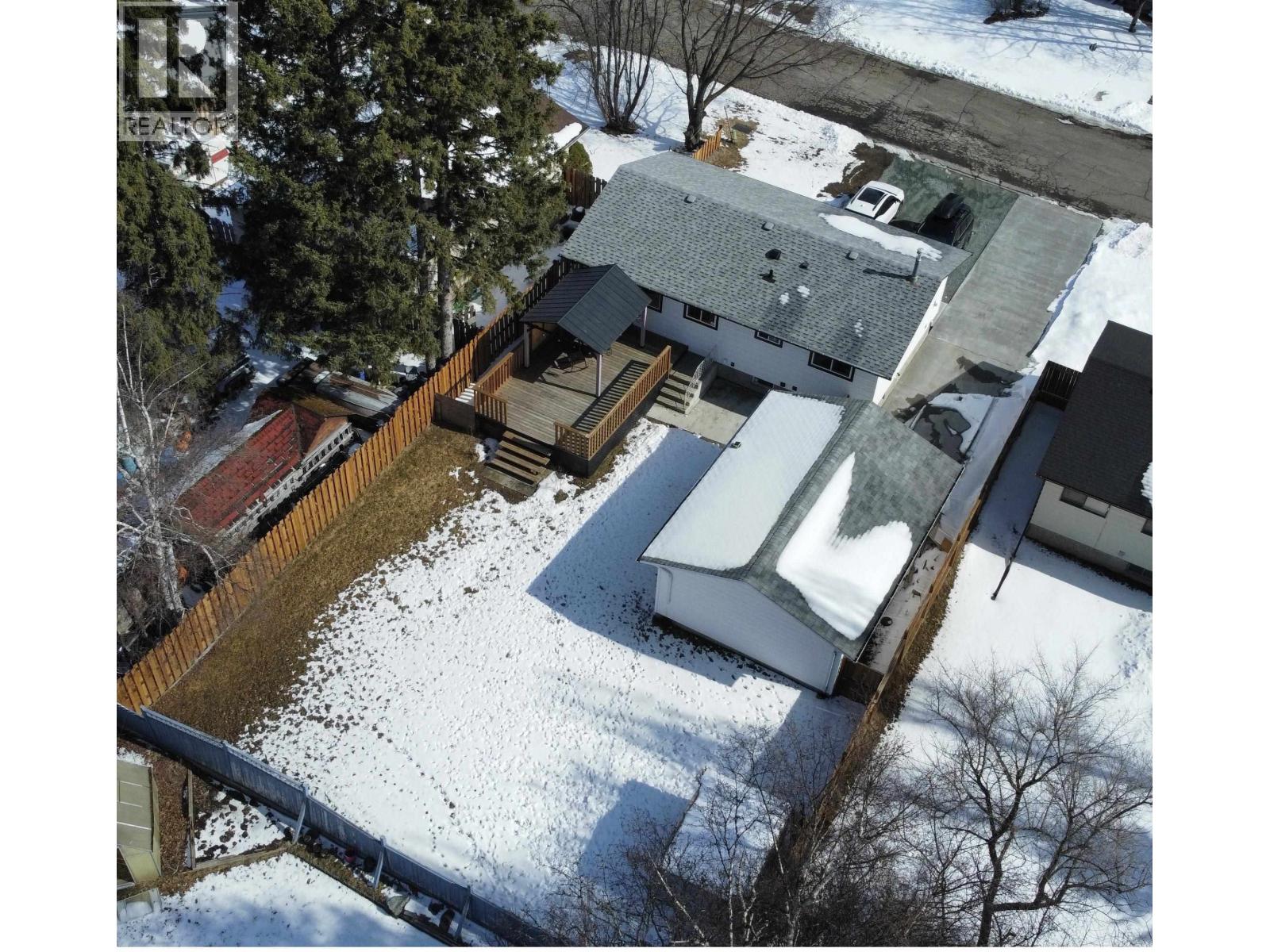 7763 NEWTON CRESCENT - 2