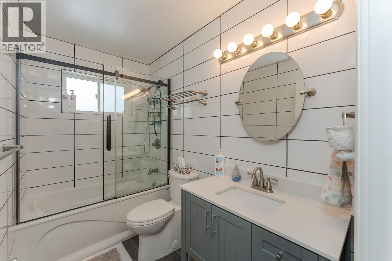 7763 NEWTON CRESCENT - 21