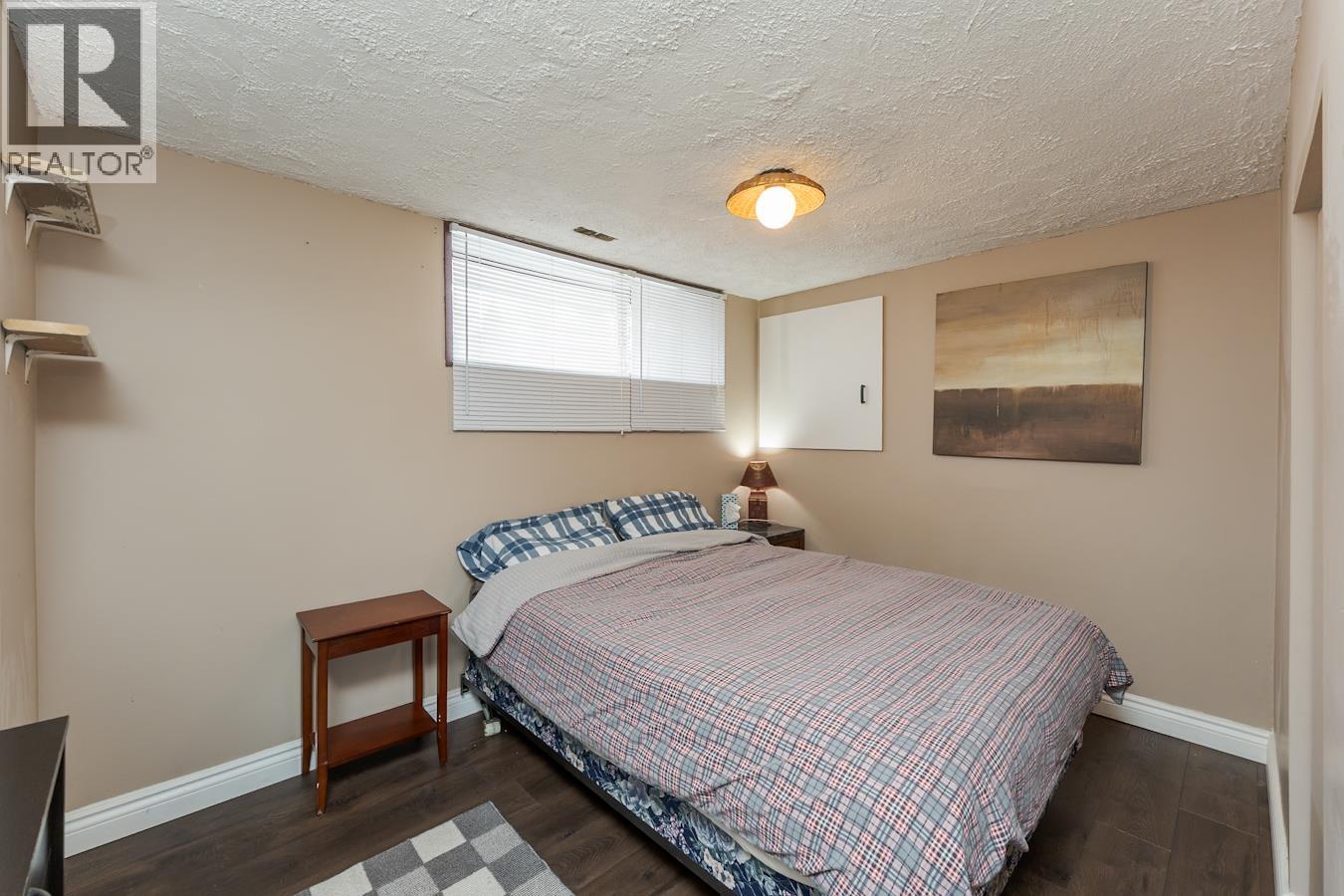 7763 NEWTON CRESCENT - 25